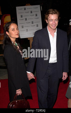 LOS ANGELES, CA. December 18, 2000: Actor Simon Baker & wife REBECCA at the Los Angeles premiere of The Gift. © Paul Smith / Featureflash Stock Photo