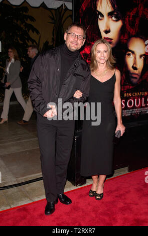 LOS ANGELES, CA. October 11, 2000: Actress HOLLY HUNTER & director husband JANUSZ KAMINSKI at the Los Angeles premiere of his new movie Lost Souls. © Paul Smith / Featureflash Stock Photo