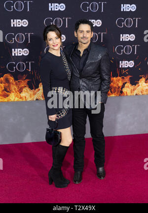 Kimberly Williams-Paisley and Brad Paisley attend HBO Game of Thrones final season premiere at Radion City Music Hall (Photo by Lev Radin/Pacific Press) Stock Photo