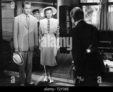 PAUL HENREID, CLAUDE RAINS, INGRID BERGMAN, CASABLANCA, 1942 Stock Photo