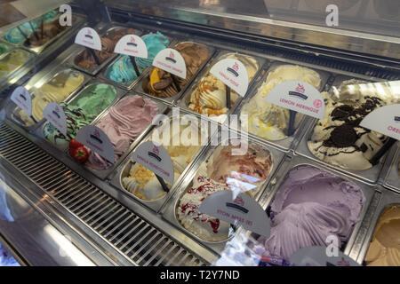 deluxe-ice-cream-on-display-in deluxe-ice-cream-on-display-in