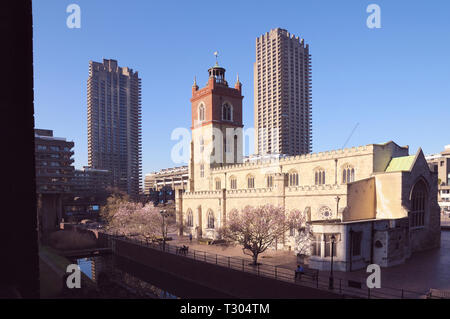 St Giles Cripplegate Church with Lauderdale Tower (left) and Shakespeare Tower (right), Barbican Estate, Fore Street, London, England, UK Stock Photo