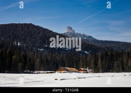 Scenic view of Cinque Torri, as seen from the road to Passo Giau, high alpine pass near Cortina d'Ampezzo, Dolomites, Italy Stock Photo