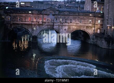 PUENTE PULTENEY-1773-PUENTE CON GALERIA COMERCIAL. Author: ROBERT ADAM. Location: EXTERIOR. BATH. ENGLAND. Stock Photo