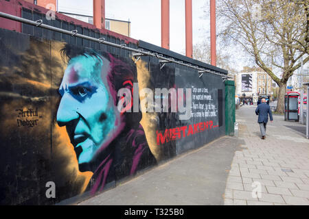 Mistaken by theArtful Dodger street artist in Southwark, London, UK Stock Photo