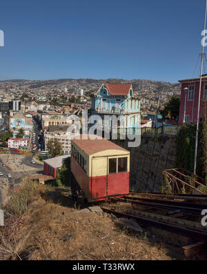 The historic Ascensor Artilleria funicular in UNESCO World Heritage Valparaiso, Chile Stock Photo