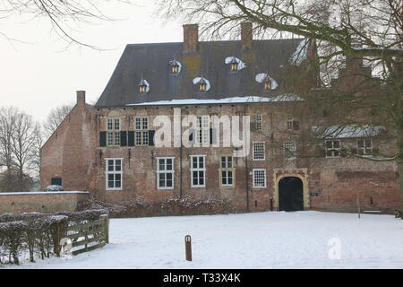 Hernen Castle in the winter