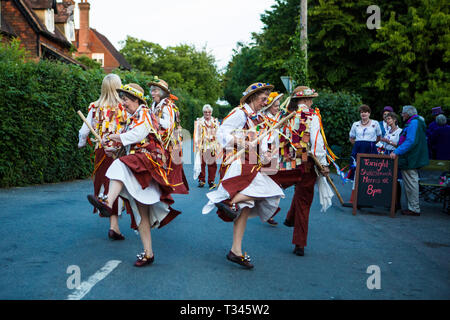 The Shalebrook Morris Dancers at the Kentish Horse Pub, Mark Beech, Kent Stock Photo