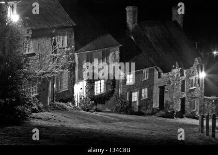 Monochrome image of Gold Hill, Shaftesbury, Dorset, UK Stock Photo