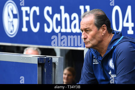 Gelsenkirchen, Germany. 06th Apr, 2019. Soccer: Bundesliga, FC Schalke 04 - Eintracht Frankfurt, 28th matchday in the Veltins Arena. Coach Huub Stevens from Schalke sits on the bench before the game. Credit: Ina Fassbender/dpa - IMPORTANT NOTE: In accordance with the requirements of the DFL Deutsche Fußball Liga or the DFB Deutscher Fußball-Bund, it is prohibited to use or have used photographs taken in the stadium and/or the match in the form of sequence images and/or video-like photo sequences./dpa/Alamy Live News Stock Photo