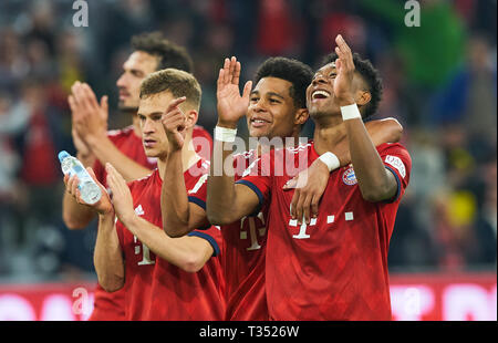 Munich, Germany. 06th Apr, 2019. Serge GNABRY, FCB 22 David ALABA, FCB 27 Joshua KIMMICH, FCB 32 Cheering, joy, emotions, celebrating, laughing, cheering, rejoice, tearing up the arms, clenching the fist, celebrate, celebration, FC BAYERN MUNICH - BORUSSIA DORTMUND - DFL REGULATIONS PROHIBIT ANY USE OF PHOTOGRAPHS as IMAGE SEQUENCES and/or QUASI-VIDEO - 1.German Soccer League, Munich, April 06, 2019 Season 2018/2019, matchday 28, FCB, München, BVB Credit: Peter Schatz/Alamy Live News Stock Photo
