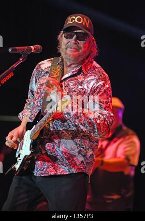 Hiawassee, GA, USA. 6th Apr, 2019. Hank Williams Jr. on stage for Hank Williams Jr. in Concert, Georgia Mountain Fairgrounds, Hiawassee, GA April 6, 2019. Credit: Derek Storm/Everett Collection/Alamy Live News Stock Photo