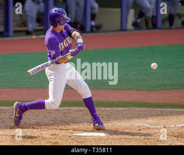 Louisiana, USA. 06th Apr, 2019. LSU BRANDT BROUSSARD (16) swings at a pitch against Texas A&M at Alex Box Stadium. Credit: Jerome Hicks/ZUMA Wire/Alamy Live News Credit: ZUMA Press, Inc./Alamy Live News Stock Photo