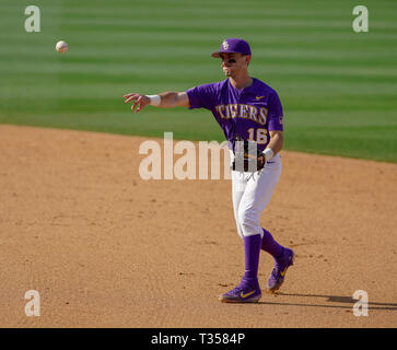 Louisiana, USA. 06th Apr, 2019. LSU BRANDT BROUSSARD (16) makes a throw against Texas A&M at Alex Box Stadium. Credit: Jerome Hicks/ZUMA Wire/Alamy Live News Credit: ZUMA Press, Inc./Alamy Live News Stock Photo