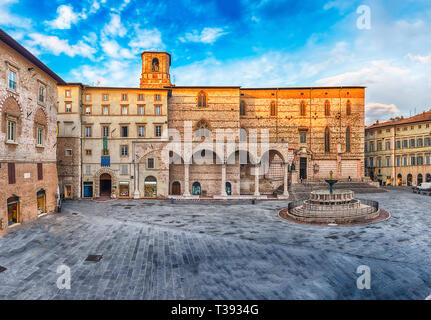 Panoramic view of Piazza IV Novembre, main square and masterpiece of medieval architecture in Perugia, Italy Stock Photo