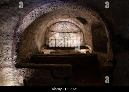 Catacombe di San Gennaro, rione sanità, visita guidata Stock Photo