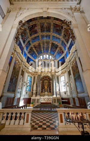 Vicenza, Veneto, Italy. Santa Corona is a Gothic-style, Roman Catholic church located in Vicenza, region of Veneto, Italy. The church contains the Val Stock Photo