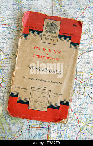Old cloth Ordnance Survey one inch maps Stock Photo - Alamy