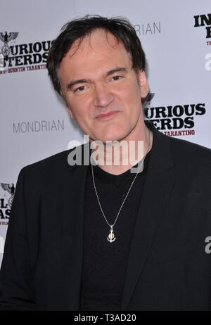 Quentin Tarantino  -  Inglourious Basterds Premiere at the Chinese Theatre In Los Angeles.TarantiniQuentin 26 Red Carpet Event, Vertical, USA, Film Industry, Celebrities,  Photography, Bestof, Arts Culture and Entertainment, Topix Celebrities fashion /  Vertical, Best of, Event in Hollywood Life - California,  Red Carpet and backstage, USA, Film Industry, Celebrities,  movie celebrities, TV celebrities, Music celebrities, Photography, Bestof, Arts Culture and Entertainment,  Topix, headshot, vertical, one person,, from the year , 2009, inquiry tsuni@Gamma-USA.com Stock Photo