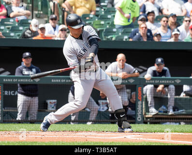 Baltimore, United States Of America. 07th Apr, 2019. New York Yankees catcher Gary Sanchez (24) bats in the first inning against the Baltimore Orioles at Oriole Park at Camden Yards in Baltimore, MD on Sunday, April 7, 2019. Credit: Ron Sachs/CNP (RESTRICTION: NO New York or New Jersey Newspapers or newspapers within a 75 mile radius of New York City) | usage worldwide Credit: dpa/Alamy Live News Stock Photo