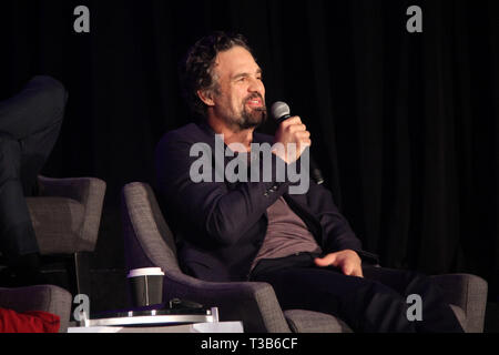 Los Angeles, USA. 7th Apr 2019. Mark Ruffalo 04/07/2018 'Avengers: Endgame' Press Conference held at The InterContinental Los Angeles Downtown in Los Angeles, CA Photo by Izumi Hasegawa/HollywoodNewsWire.co Credit: Hollywood News Wire Inc./Alamy Live News Stock Photo