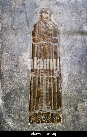 St Mawgan's Church in the village of St Mawgan in Pydar, Lanherne, Newquay, Cornwall, UK. A fine 16c memorial brass to one of the Arundell family Stock Photo