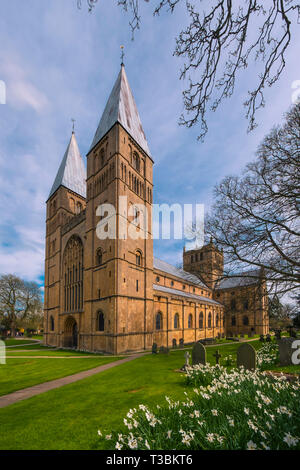 The West Front and south side of Southwell Minster which is the Cathedral Church of Nottinghamshire and dates back to the 11th and 12th centuries. Stock Photo