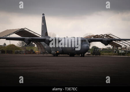 A U.S. Air Force C-130J Hercules assigned to the 75th Expeditionary Airlift Squadron, Combined Joint Task Force-Horn of Africa, taxis for takeoff at the airport in Maputo, Mozambique, April 5, 2019. The task force is helping meet requirements identified by U.S. Agency for International Development (USAID) assessment teams and humanitarian organizations working in the region by providing logistics support and manpower to USAID at the request of the Government of the Republic of Mozambique. (U.S. Air Force Photo by Tech. Sgt. Chris Hibben) Stock Photo