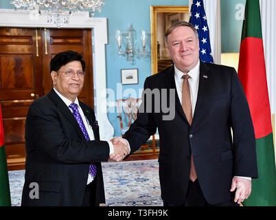 Washington DC, USA. 08th Apr, 2019. U.S. Secretary of State Mike Pompeo greets Bangladeshi Foreign Minister Abdul Momen prior to their bilateral meeting at the State Department April 8, 2019 in Washington, D.C. Credit: Planetpix/Alamy Live News Stock Photo