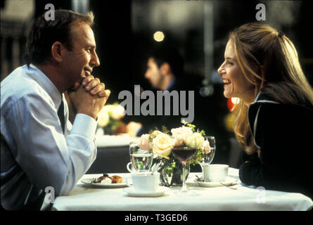 USA.Kevin Costner and Kelly Preston in a scene from the ©Universal Pictures  movie: For Love of the Game (1999). Plot: After 19 years of playing the game  he's loved his whole life