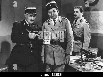 Le Gendarme de Champignol The Gendarme of Champignol  Year: 1959 - France Noel Roquevert , Jean Richard  Director: Jean Bastia Stock Photo