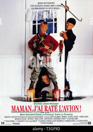 Home Alone  Year : 1990  USA Realisateur : Chris Columbus Macaulay Culkin, Joe Pesci, Daniel Stern Poster (Fr) Stock Photo
