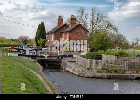 lock keepers shardlow alamy derbyshire mersey trent canal cottages cottage