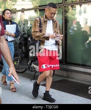 MILAN - JUNE 18: Man with Louis Vuitton bag in hand and Hermes belt before  Fendi fashion show, Milan Fashion Week street style on June 18, 2018 in Mil  Stock Photo - Alamy