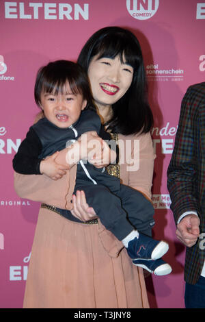 Moeko SUNAYA, actress, with toddler, name unidentified, portrait, portrait, photograph, single image, red carpet, red carpet show, arrival, arrival, 'Other Parents' premiere on 14th March 2019 at Residenz-Kino in Koeln , | usage worldwide Stock Photo