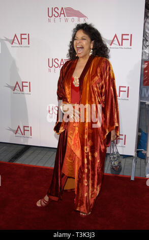 LOS ANGELES, CA. June 12, 2002: Choreographer DEBBIE ALLEN at the 30th Annual American Film Institute Award Gala in Hollywood.  © Paul Smith / Featureflash Stock Photo