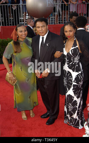 LOS ANGELES, CA. July 10, 2002: Former boxer MUHAMMAD ALI & daughters at the 10th Annual ESPY Sports Awards in Hollywood. © Paul Smith / Featureflash Stock Photo