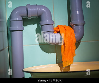 Leaky Sink Pipe Leaking. Water Leak Problem Stock Photo - Alamy