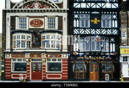 Portsea pubs hi res stock photography and images Alamy