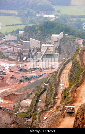 Hanson Aggregates at Machen Quarry in Newport South Wales. 05/10/2005 Stock Photo