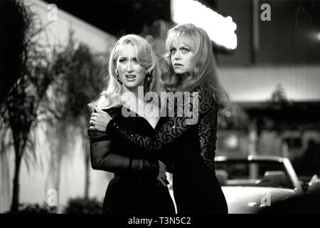 Actresses Goldy Hawn and Sarah Jessica Parker in the movie The First Wives Club, 1996 Stock Photo