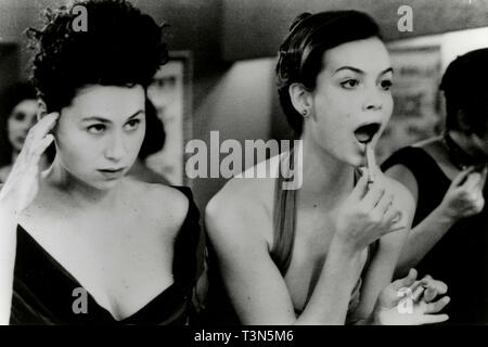 Minnie Driver and Saffron Burrows in the movie Circle of Friends, 1995 Stock Photo
