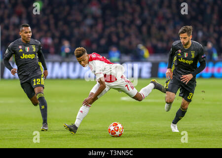 Amsterdam, Netherlands. 10th Apr, 2019. David Neres of Ajax during the match between Ajax and Juventus held at the Johan Cruyff Stadium in Amsterdam. The match is valid for the quarterfinals of the Champions League 2018/2019. Credit: Richard Callis/FotoArena/Alamy Live News Stock Photo