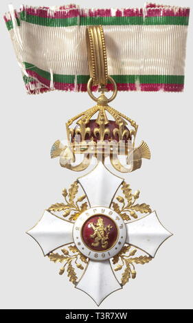 Ordre du Mérite National, créé en 1891, réorganisé en 1900 et 1936. Commandeur, bronze doré, diamètre 63mm, ruban mauvais état, Additional-Rights-Clearance-Info-Not-Available Stock Photo