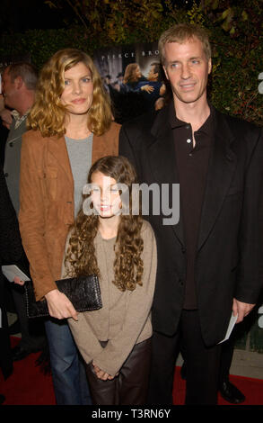 LOS ANGELES, CA. December 03, 2002: Actress RENE RUSSO with husband DAN GILROY & daughter ROSE at the Los Angeles premiere of Evelyn. © Paul Smith / Featureflash Stock Photo