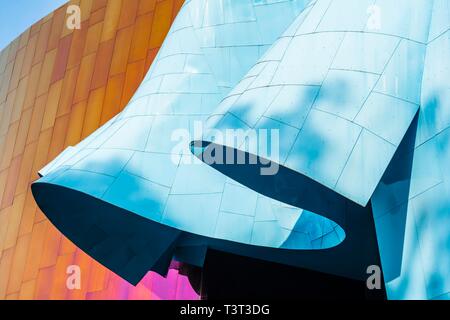 Curved colored facade of the Museum of Pop Culture, MoPOP, detail, architect Frank Gehry, Seattle, Washington, USA Stock Photo