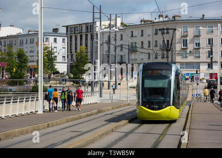 Brest, Tramway, Linie A, Pont de Recouvrance Stock Photo