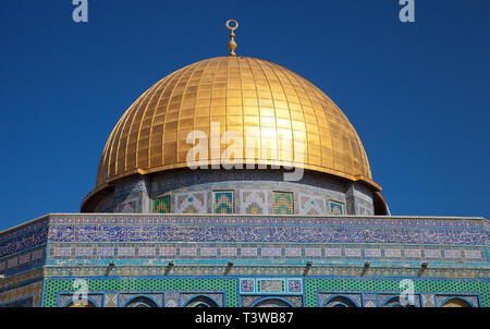 Blue Arabic mosaic tiles and details on the Dome of the Rock, Temple Mount, Jerusalem. Israel. Stock Photo
