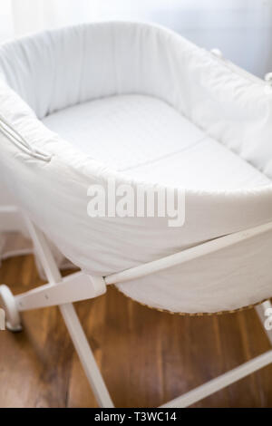 Elegant baby bassinet best sale