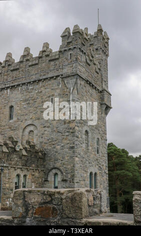Glenveagh Castle beside Lough Veagh at Glenveagh National Park, County Donegal, Ireland. Stock Photo